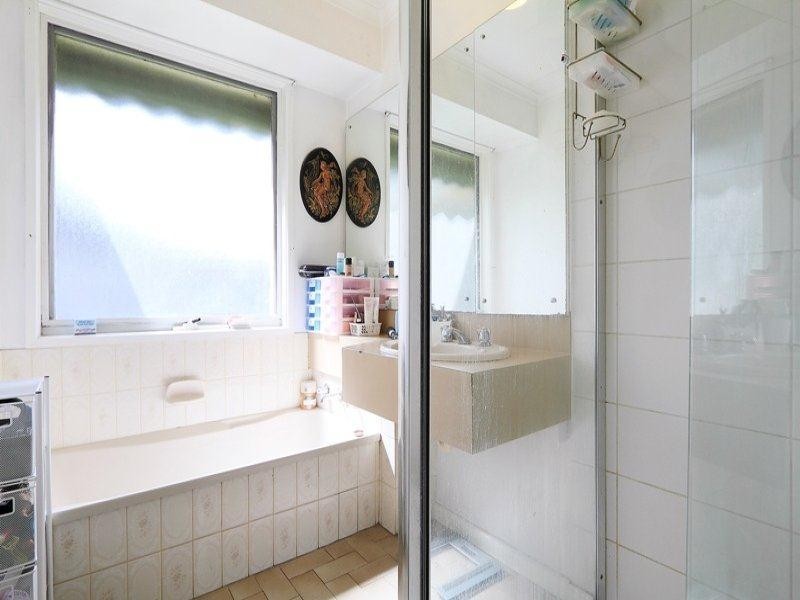 44 Crossdale Rise, Endeavour Hills VIC 3802