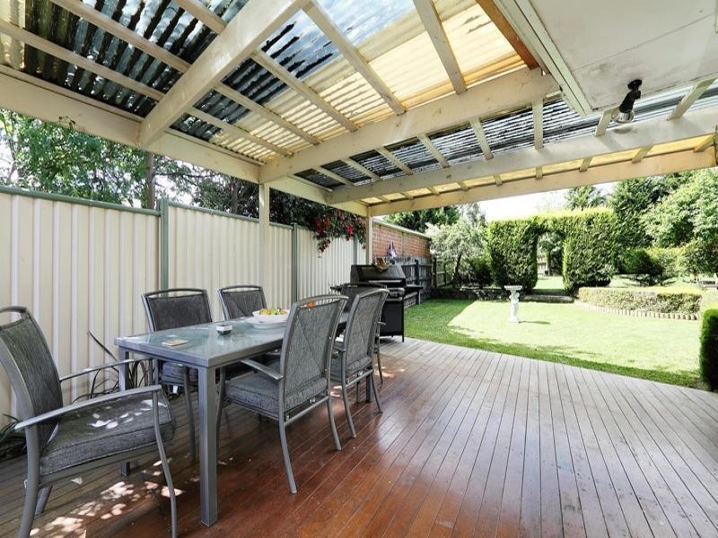 44 Crossdale Rise, Endeavour Hills VIC 3802