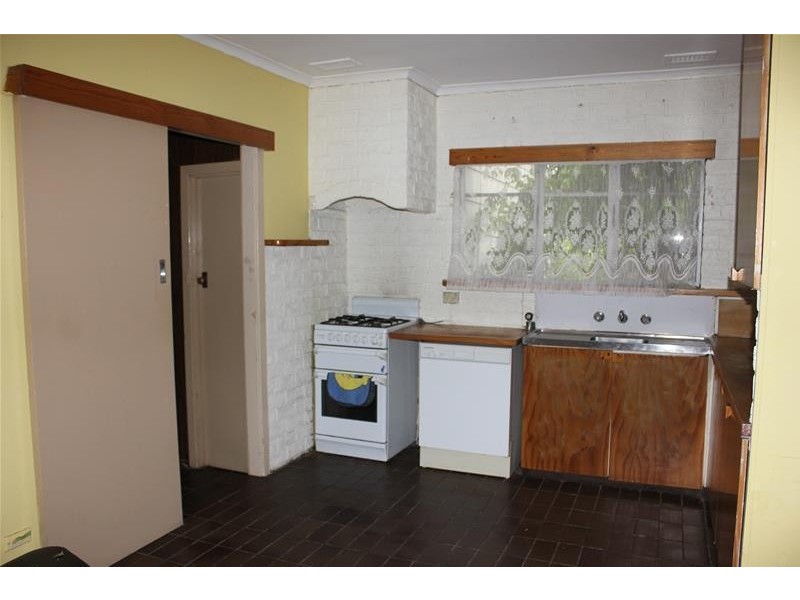 5 Page Court, Dandenong North VIC 3175