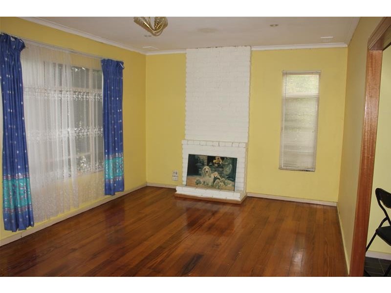 5 Page Court, Dandenong North VIC 3175