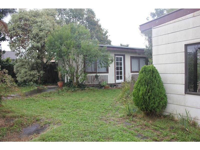 5 Page Court, Dandenong North VIC 3175