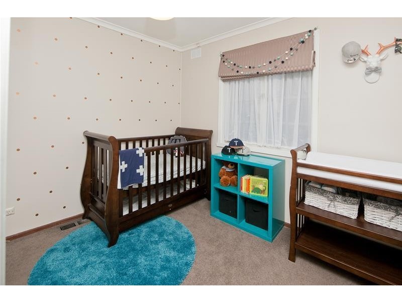 44 Meadow Wood Walk, Narre Warren VIC 3805