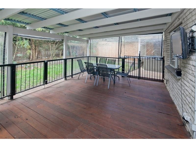 44 Meadow Wood Walk, Narre Warren VIC 3805