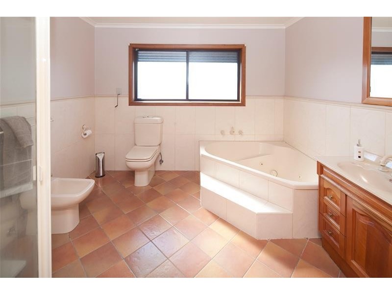 7 Essex Street, Dandenong North VIC 3175