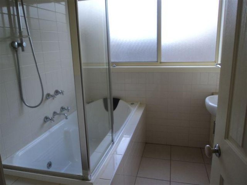 2/35 James Street, Dandenong VIC 3175