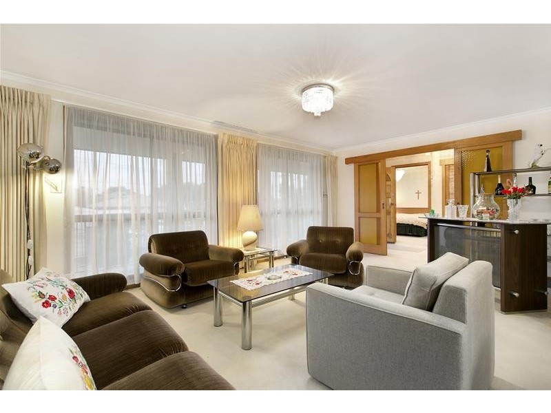 61 Whitehaven Crescent, Noble Park North VIC 3174