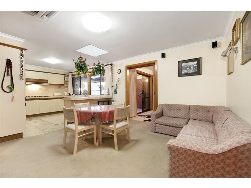 61 Whitehaven Crescent, Noble Park North VIC 3174