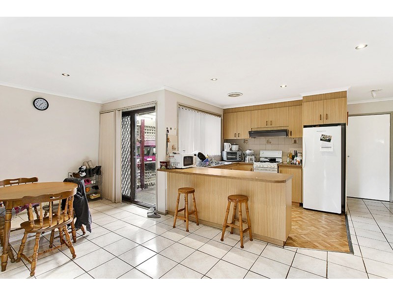 80 Oaktree Drive, Hampton Park VIC 3976