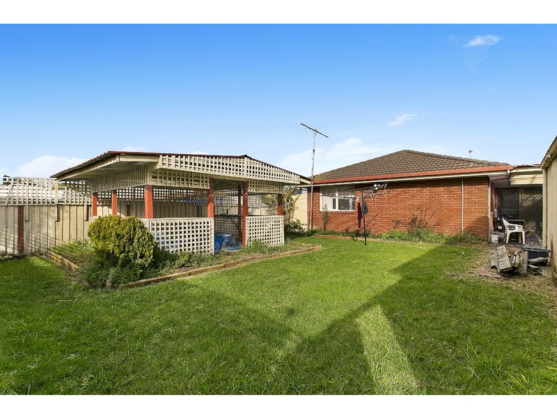 80 Oaktree Drive, Hampton Park VIC 3976