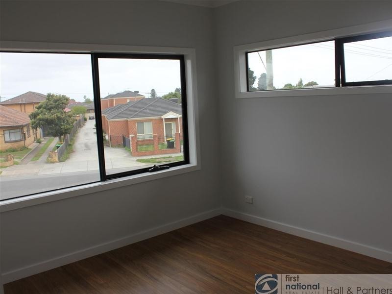 4/3 Chandler Road, Noble Park VIC 3174