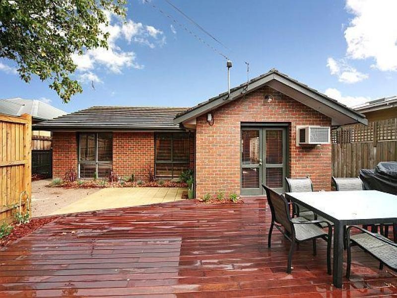 15 Saltair Street, Hampton East VIC 3188