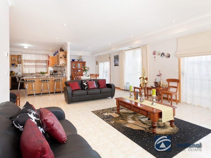 5 Jeanette Court, Mulgrave VIC 3170