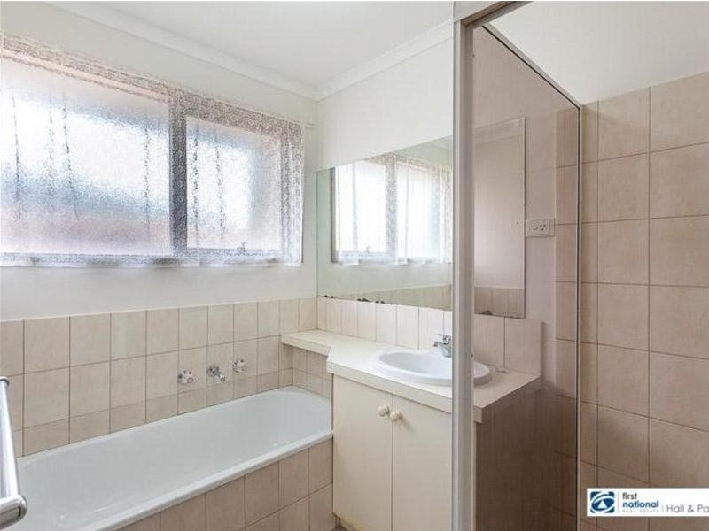 40 Glenburn Drive, Hallam VIC 3803