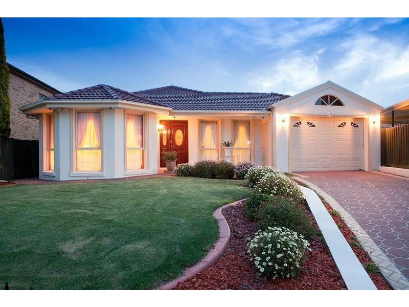 54 Bella Crescent, Hallam VIC 3803