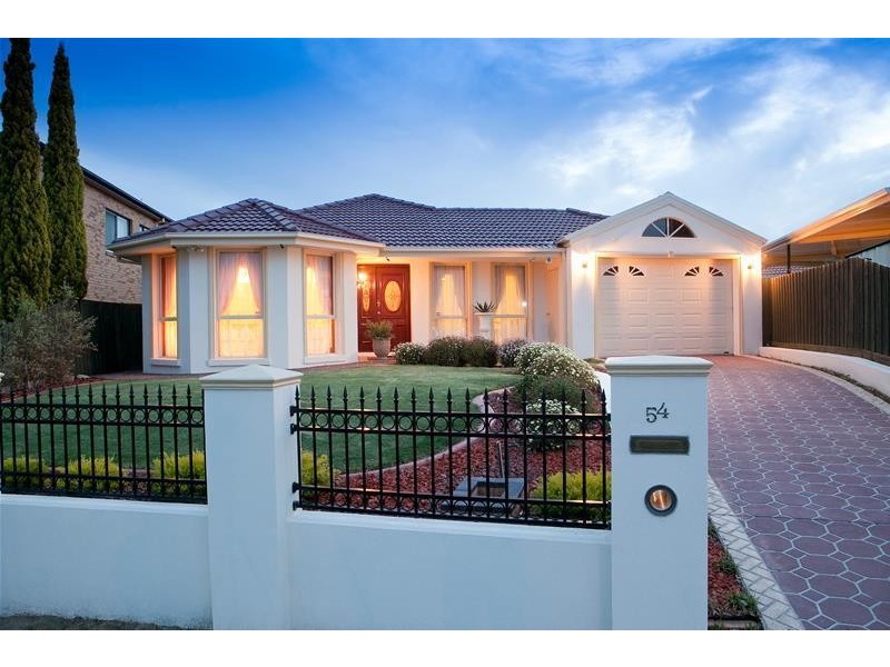 54 Bella Crescent, Hallam VIC 3803