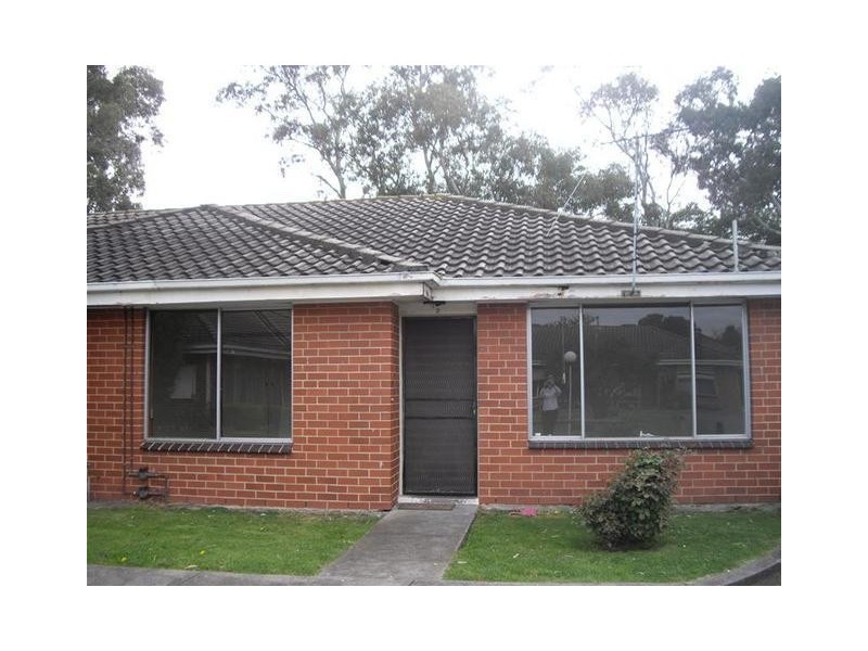 2/104 Railway Parade, Dandenong VIC 3175