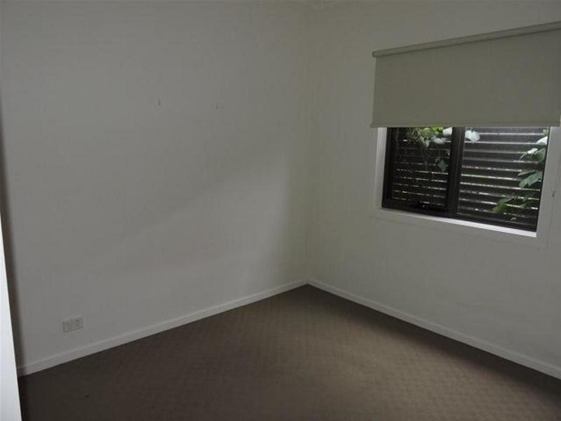 6/19 Close Avenue, Dandenong VIC 3175