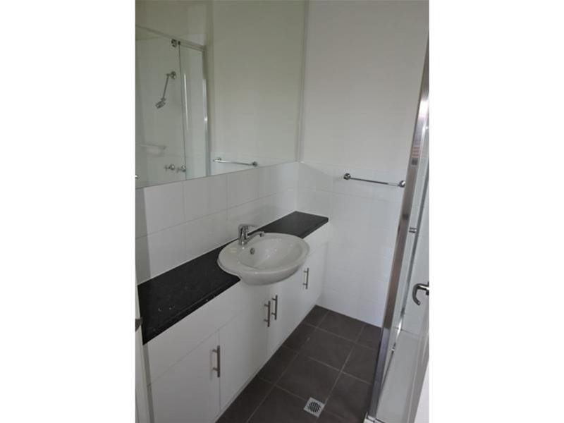 6/19 Close Avenue, Dandenong VIC 3175