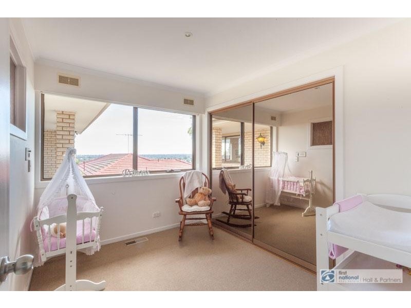 28 Daniel Solander Drive, Endeavour Hills VIC 3802