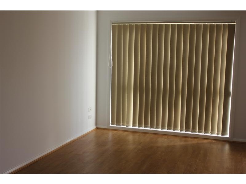 2/7-11 Kanooka Grove, Doveton VIC 3177