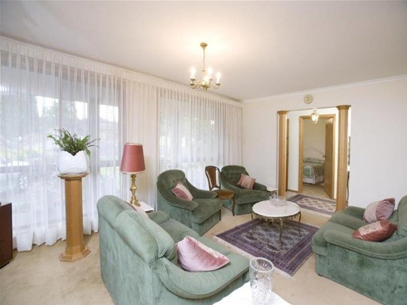 16 Livonia Place, Dandenong North VIC 3175