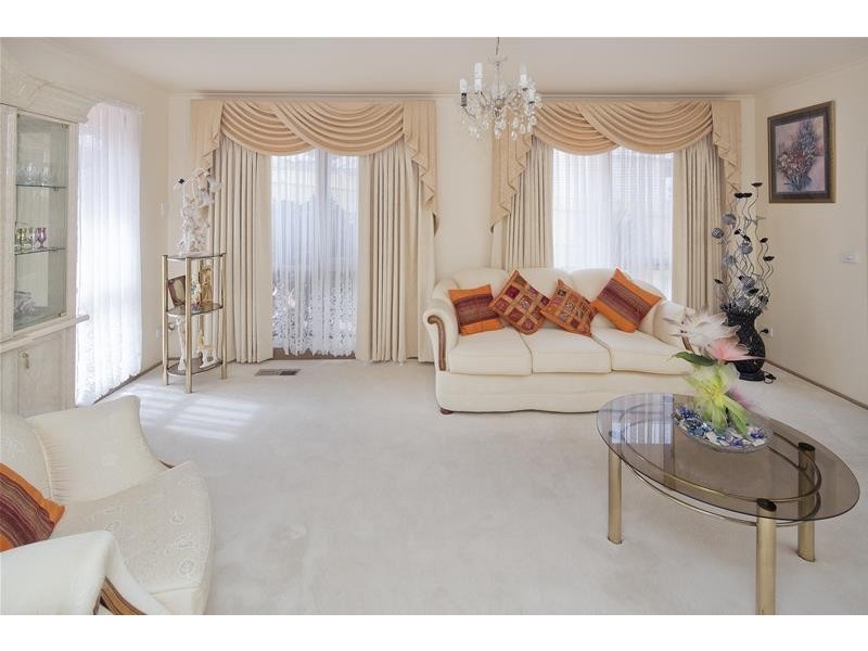 29 Georgette Crescent, Endeavour Hills VIC 3802