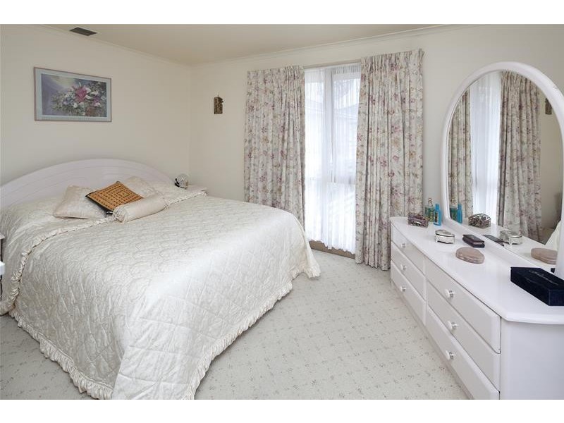 29 Georgette Crescent, Endeavour Hills VIC 3802