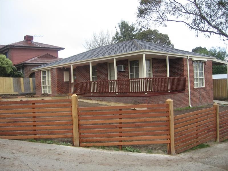 29 Robert Molyneux Avenue, Endeavour Hills VIC 3802