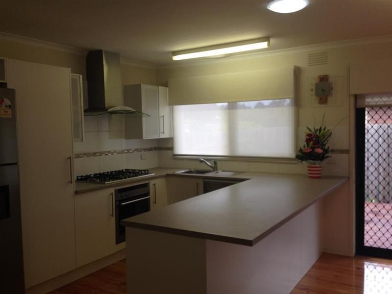 16 Fernwood Road, Narre Warren VIC 3805