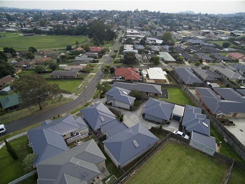 29-33 Stoffers Street, Warragul VIC 3820