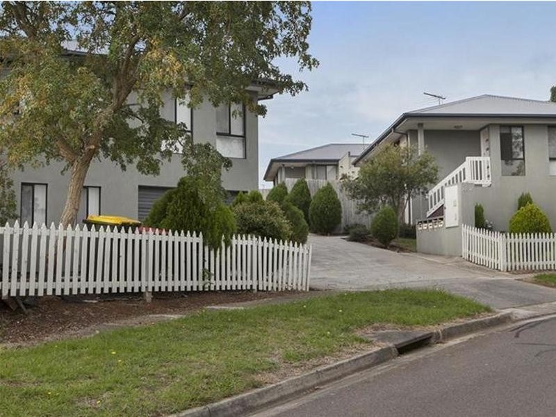 29-33 Stoffers Street, Warragul VIC 3820