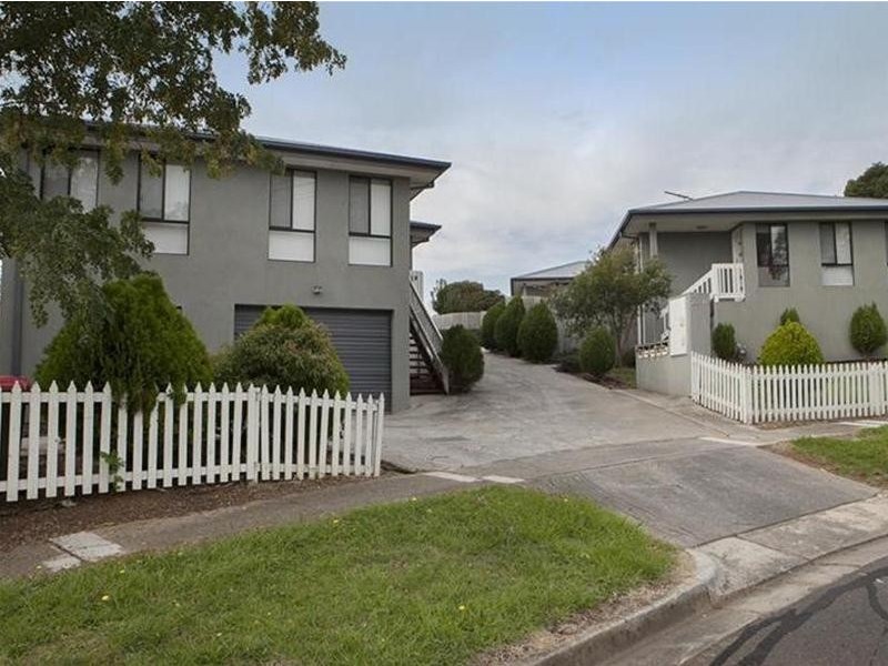 29-33 Stoffers Street, Warragul VIC 3820