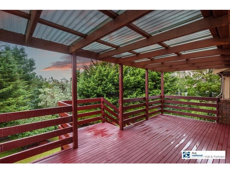 16 Mahon Avenue, Beaconsfield VIC 3807