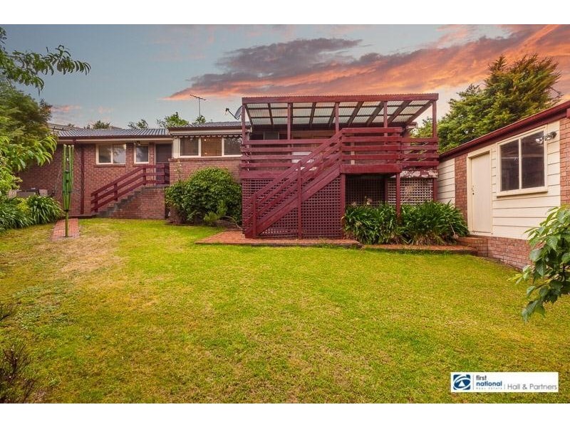 16 Mahon Avenue, Beaconsfield VIC 3807