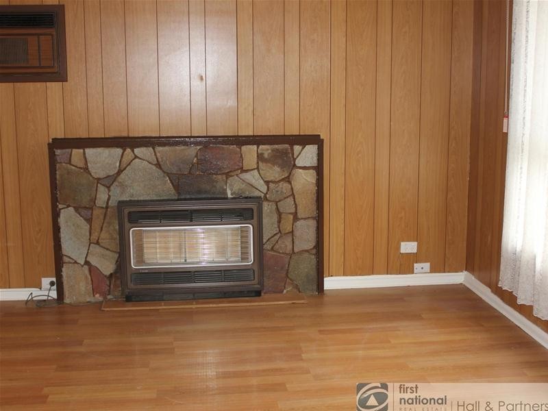 7 Waratah Drive, Dandenong North VIC 3175