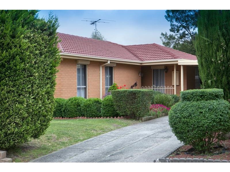 22 Lachlan Drive, Endeavour Hills VIC 3802