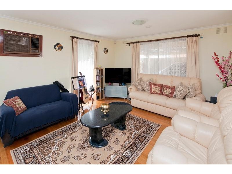 22 Lachlan Drive, Endeavour Hills VIC 3802