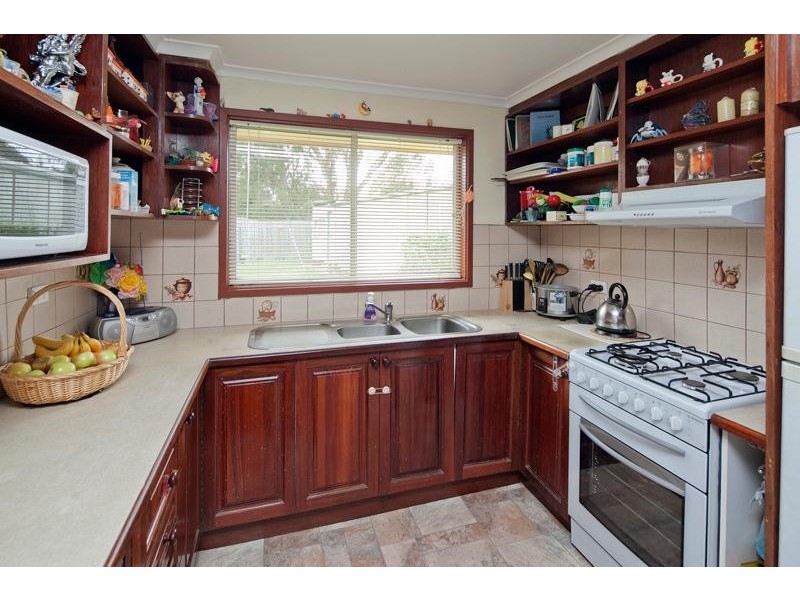 22 Lachlan Drive, Endeavour Hills VIC 3802