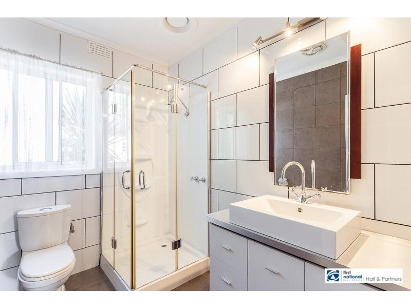 1/6 Clay Court, Dandenong North VIC 3175