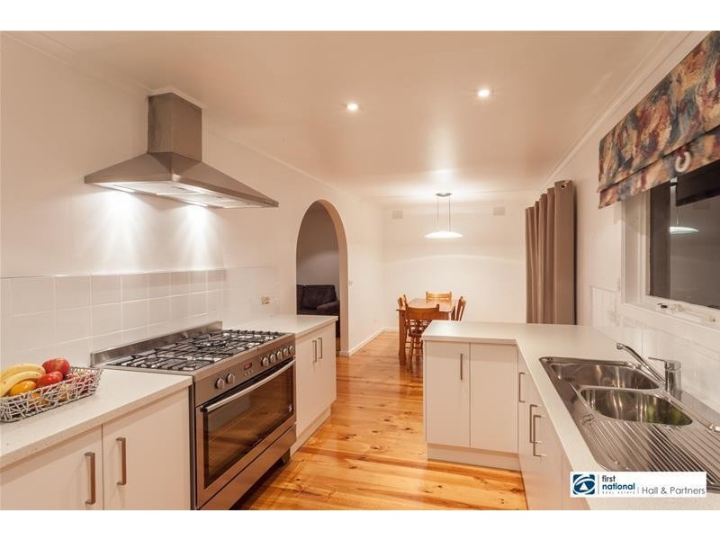 8 Adams Court, Dandenong North VIC 3175