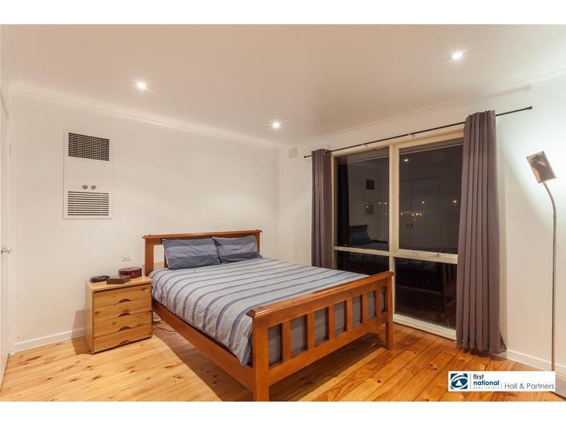8 Adams Court, Dandenong North VIC 3175