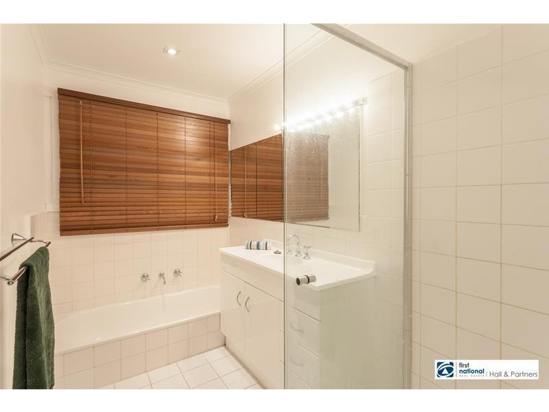 8 Adams Court, Dandenong North VIC 3175