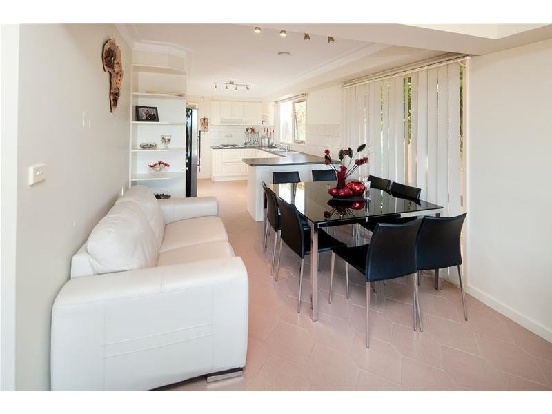 6 Norisha Court, Dandenong North VIC 3175