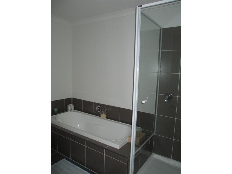 26 Manna Row, Officer VIC 3809