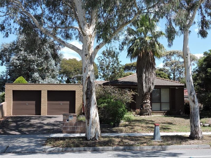 43 Chalcot Drive, Endeavour Hills VIC 3802