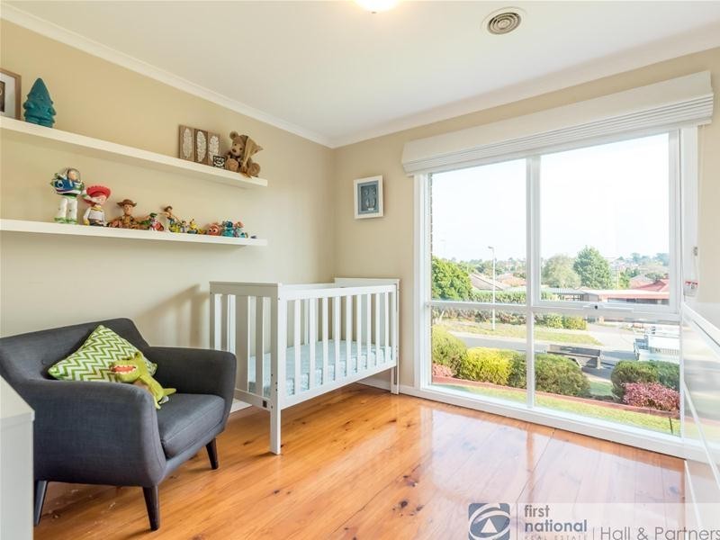 6 Peebles Street, Endeavour Hills VIC 3802