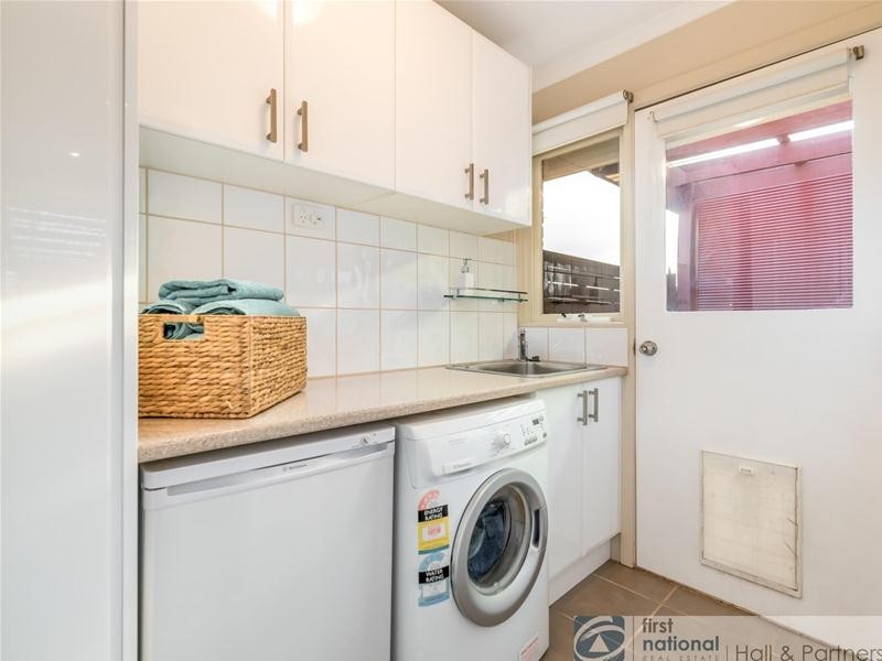 6 Peebles Street, Endeavour Hills VIC 3802