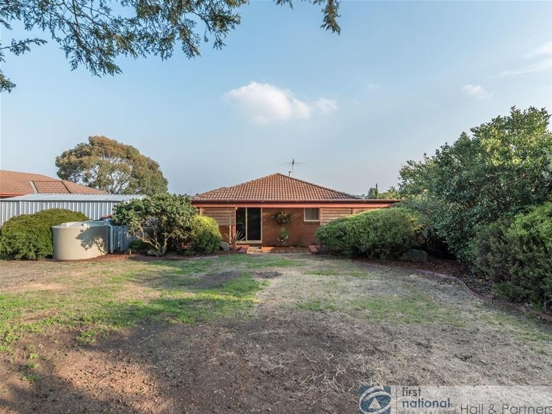 6 Peebles Street, Endeavour Hills VIC 3802