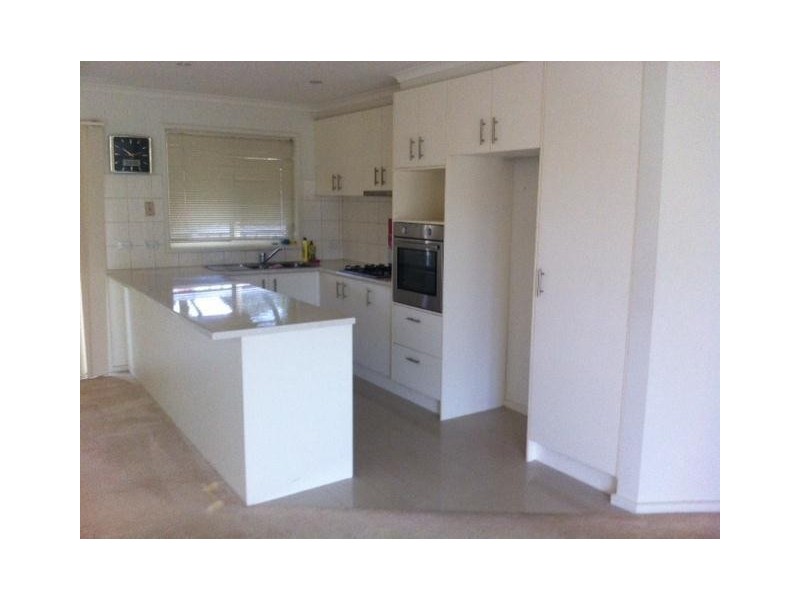 64 King Street, Dandenong VIC 3175