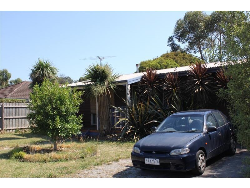 33 Woodlands Crescent, Narre Warren VIC 3805